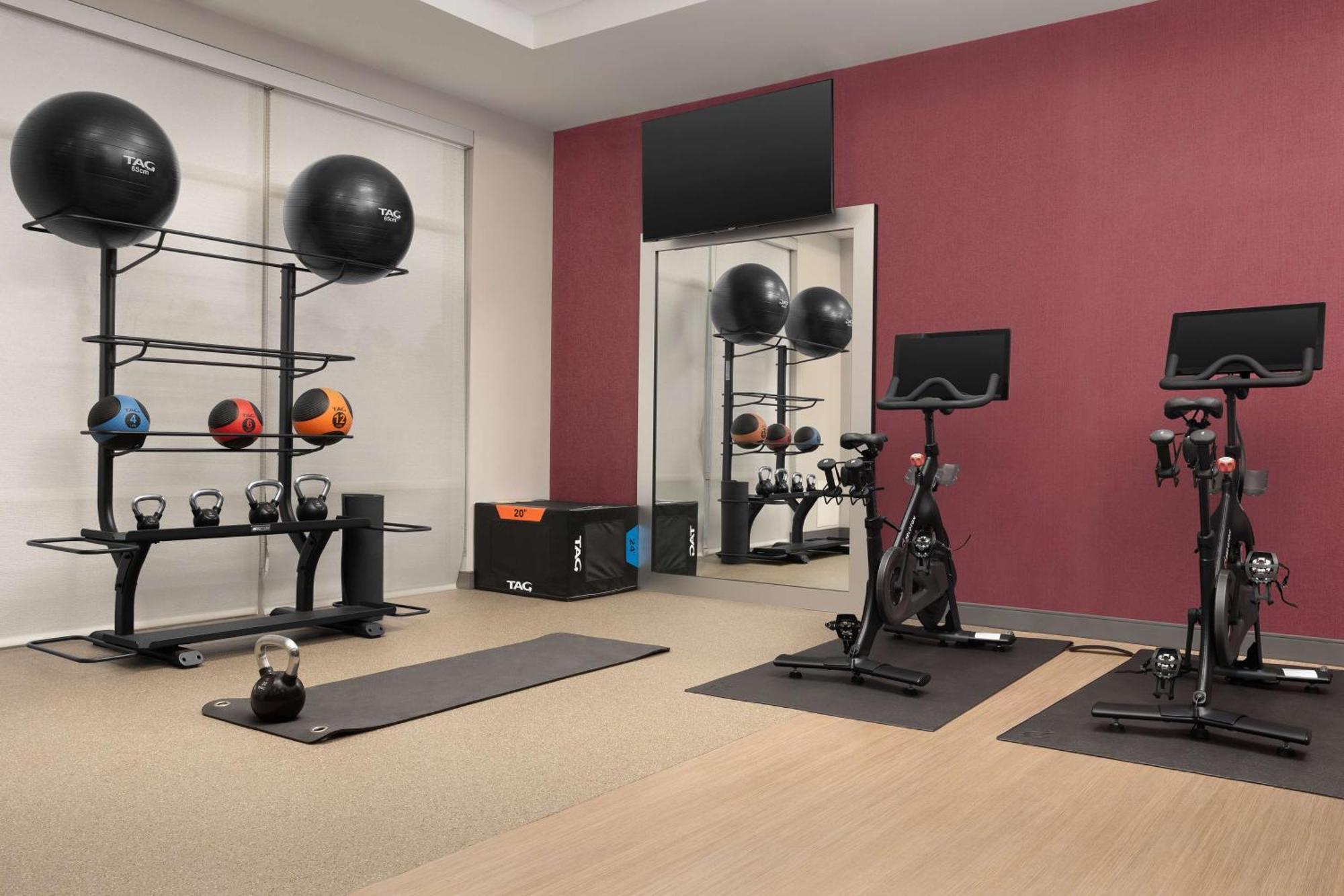 Hampton Inn & Suites Durham University Medical Center 外观 照片