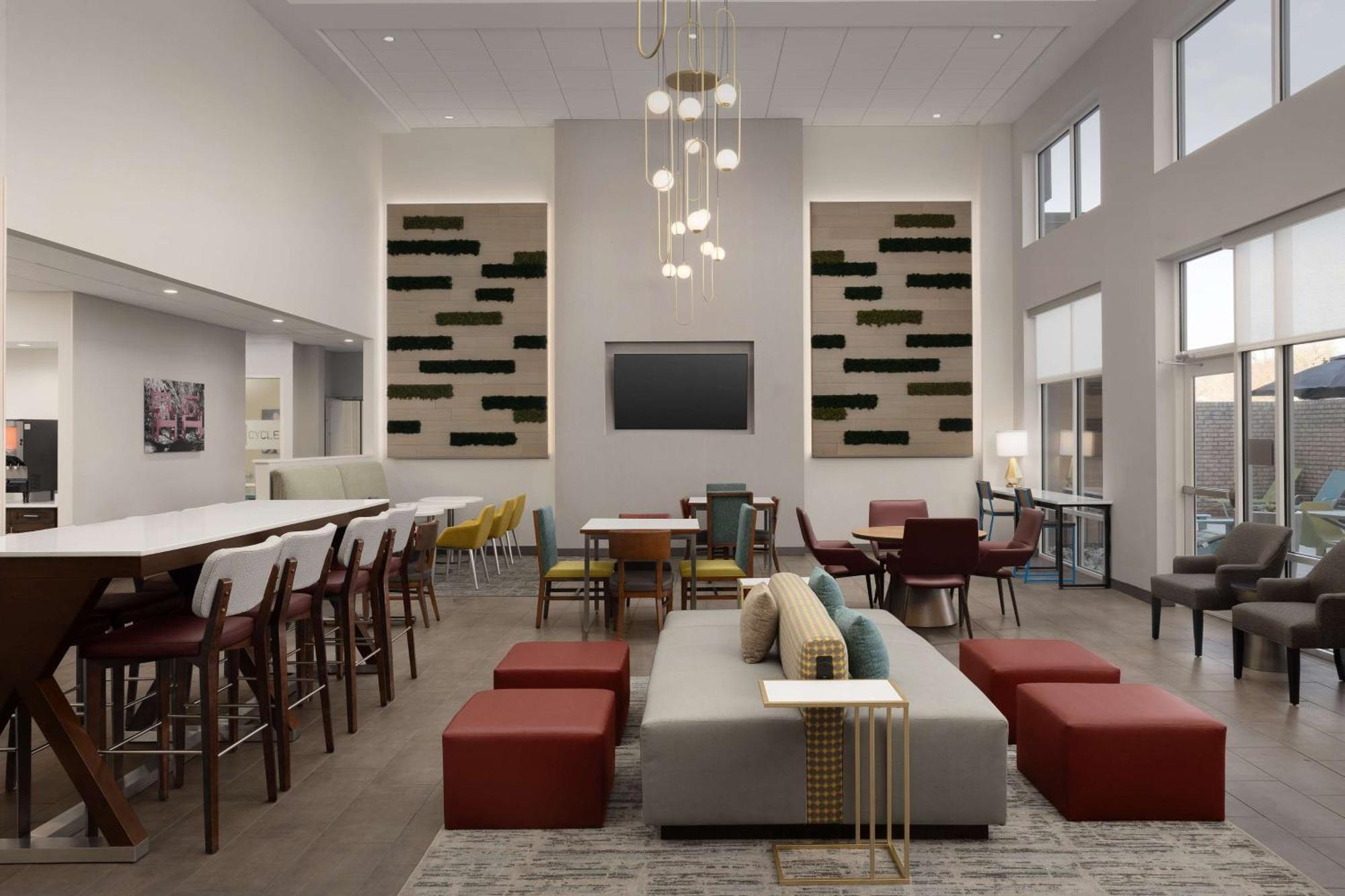 Hampton Inn & Suites Durham University Medical Center 外观 照片